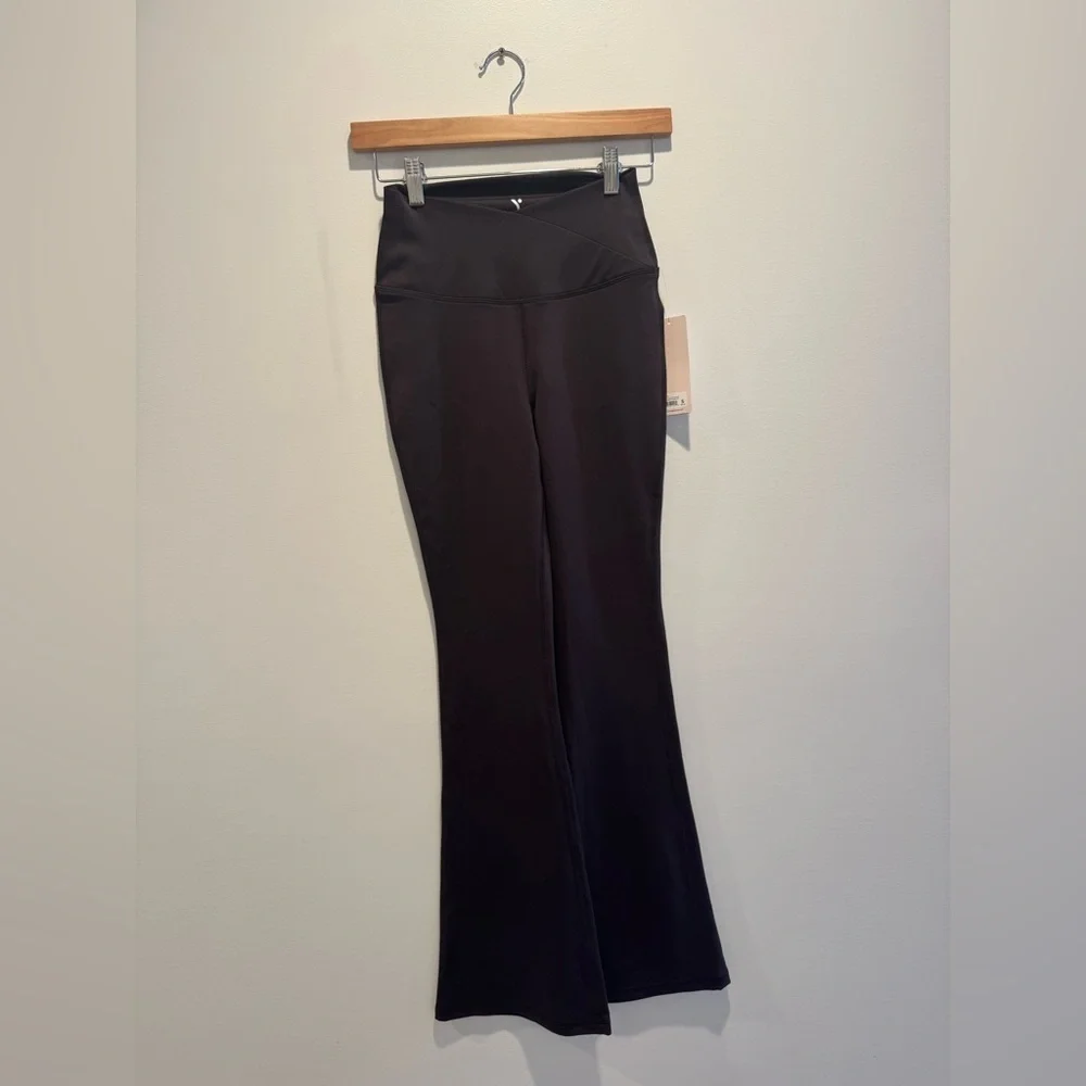 Yogalicious Brown Flare Yoga Pants Crossover Waistband Small NWT
